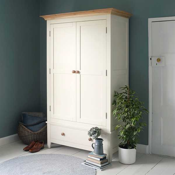 Buy Mottisfont Painted Gents Double Wardrobe Want Mattress